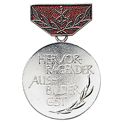 Medaile vyznamenání GST AUSBILDE STŘÍBRNÁ